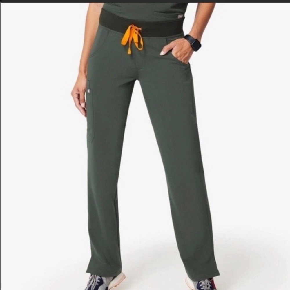 Figs Scrubs Moss Pants